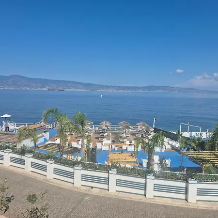 Reggiocalabriacentro Apartman *